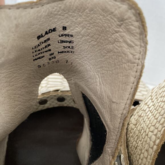 Freebird by Steven Ankle Boot Blade White Snake Embossed Leather Bootie Low 8 - Picture 9 of 12